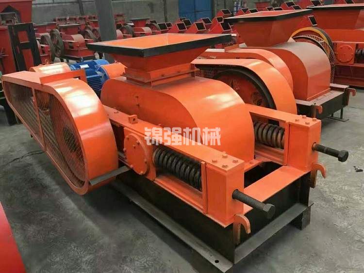 制砂機(jī)一套多少錢一臺(圖2) 制砂機(jī)一套多少錢一臺